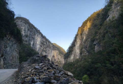 強暴雨天氣如何防范高邊坡地質(zhì)災害